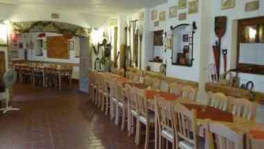 Edvy Malom Fogado Barokk Udvarhaz, Papa, HU