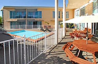 Aristotles North Shore Boutique Motel & Conference Venue в Auckland, NZ