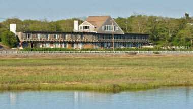 AWOL Hotel Provincetown в Provincetown, MA