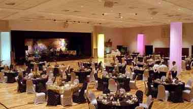 Conmy Center em Dunedin, FL