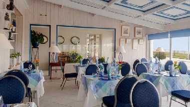 Hotel de la Plage à Audierne, FR