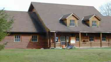 Bark Lake Leadership and Conference Centre a Irondale, ON