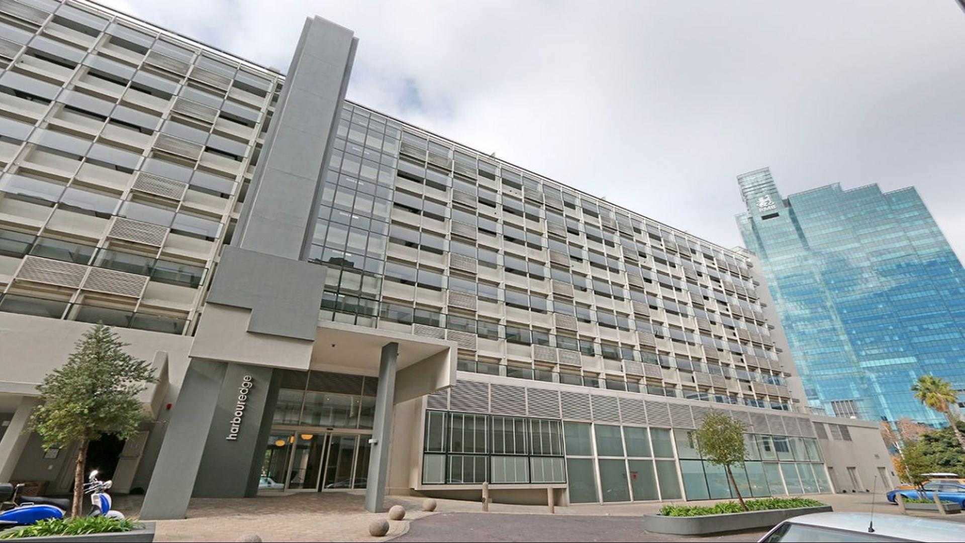 Harbouredge Suites в Cape Town, ZA