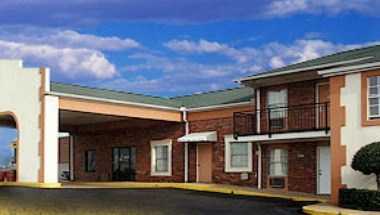 Southern Inn & Suites in Southaven, MS