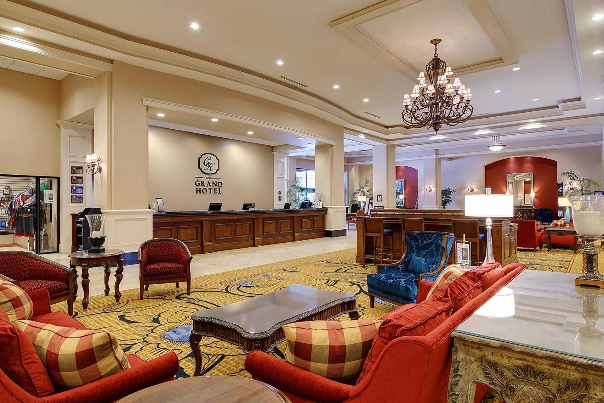 A Grand Hotel In Salem, Oregon a Salem, OR