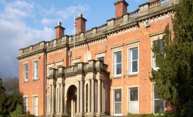 Bruntwood - Booths Park в Knutsford, GB1