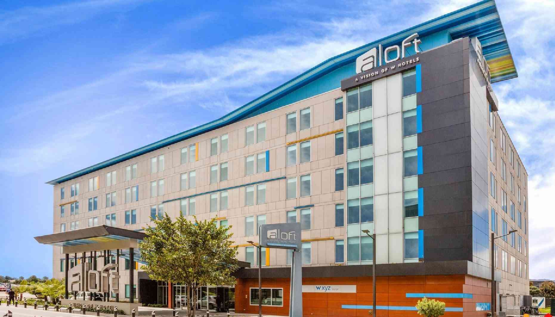 Aloft Bogota Airport в Bogota, CO