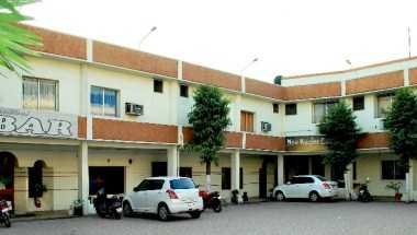 Hotel Center Point i Korba, IN