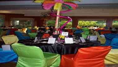 Ivanhoe Club в Chicago, IL