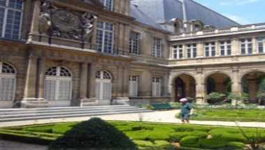 Hotel Saint-Louis Marais a Paris, FR