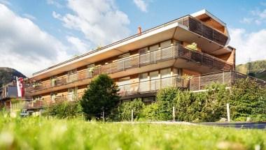 Skihotel Galzig image