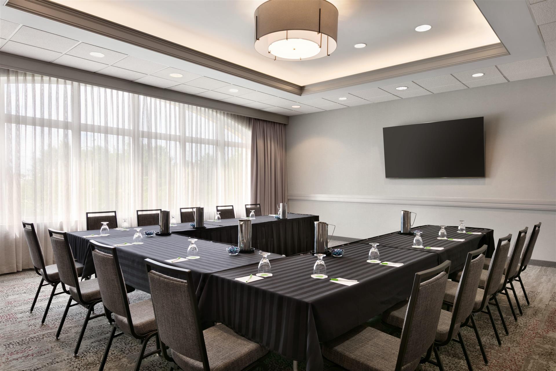 Courtyard by Marriott Tysons McLean image