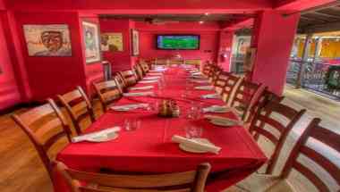 Nola a Palo Alto, CA