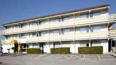 Premiere Classe Macon Sud- Creches sur Saone en Macon, FR