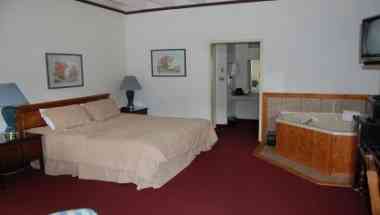 Cedar Glade Resort in Horseshoe Bend, AR