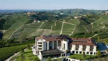 Il Boscareto Resort & Spa a Montelupo Albese, IT