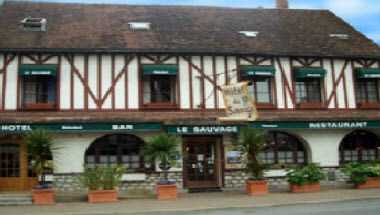 Hotel Du Sauvage à La Ferté-Gaucher, FR