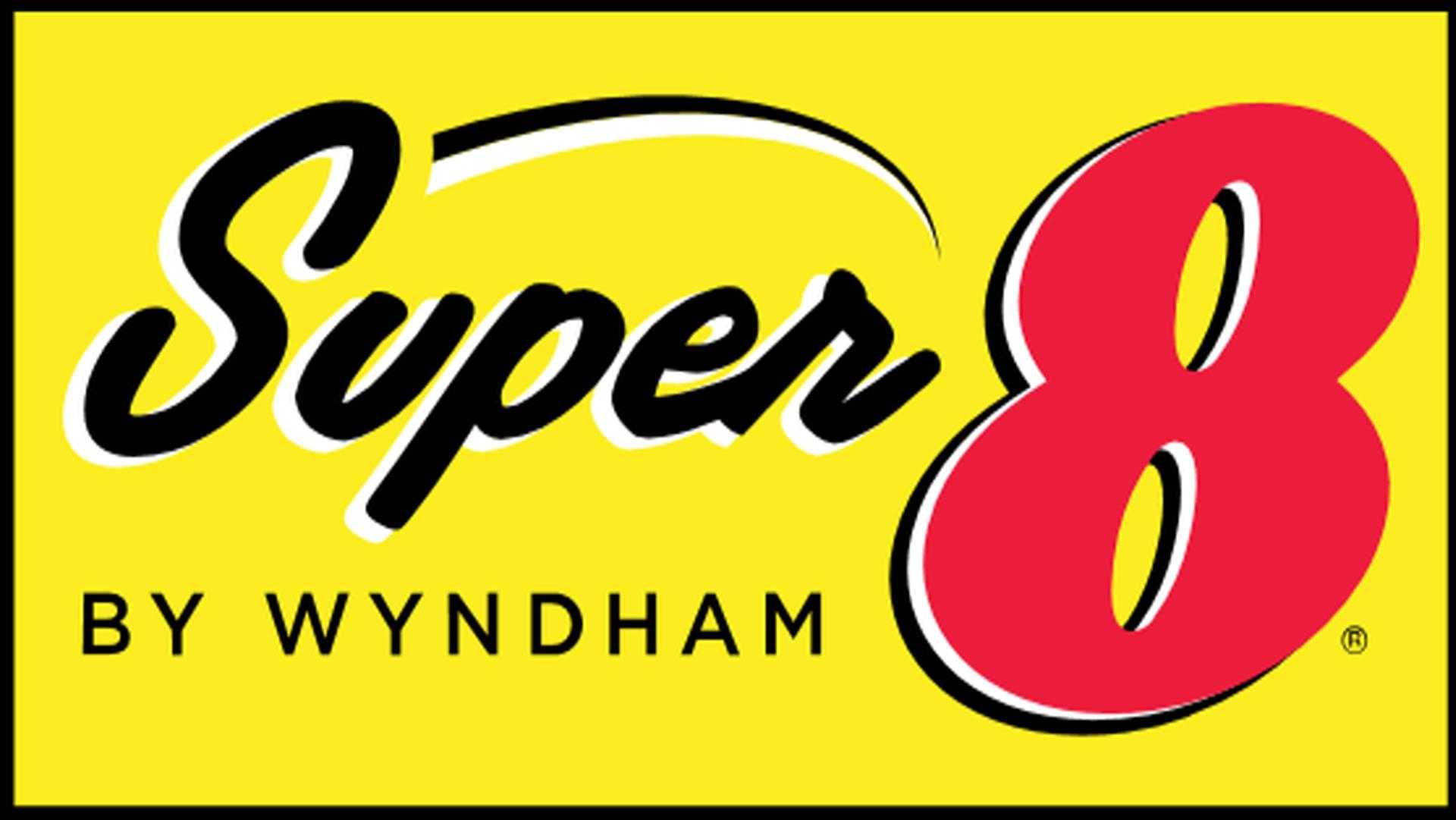 Super 8 by Wyndham Spring/North Houston в Spring, TX