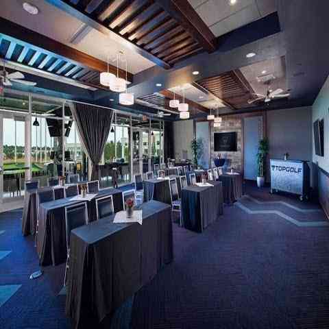 TopGolf Centennial en Centenario, CO