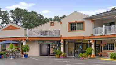 Days Inn by Wyndham Ridgefield в Ridgefield, CT