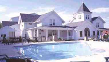 Our Guest Inn & Suites em Port Clinton, OH