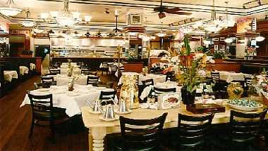 Papa Razzi - Westbury в Westbury, NY