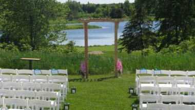 Eagle Creek Golf Club в Dunrobin, ON