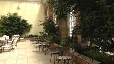 Ashburnham Place, Battle, GB1