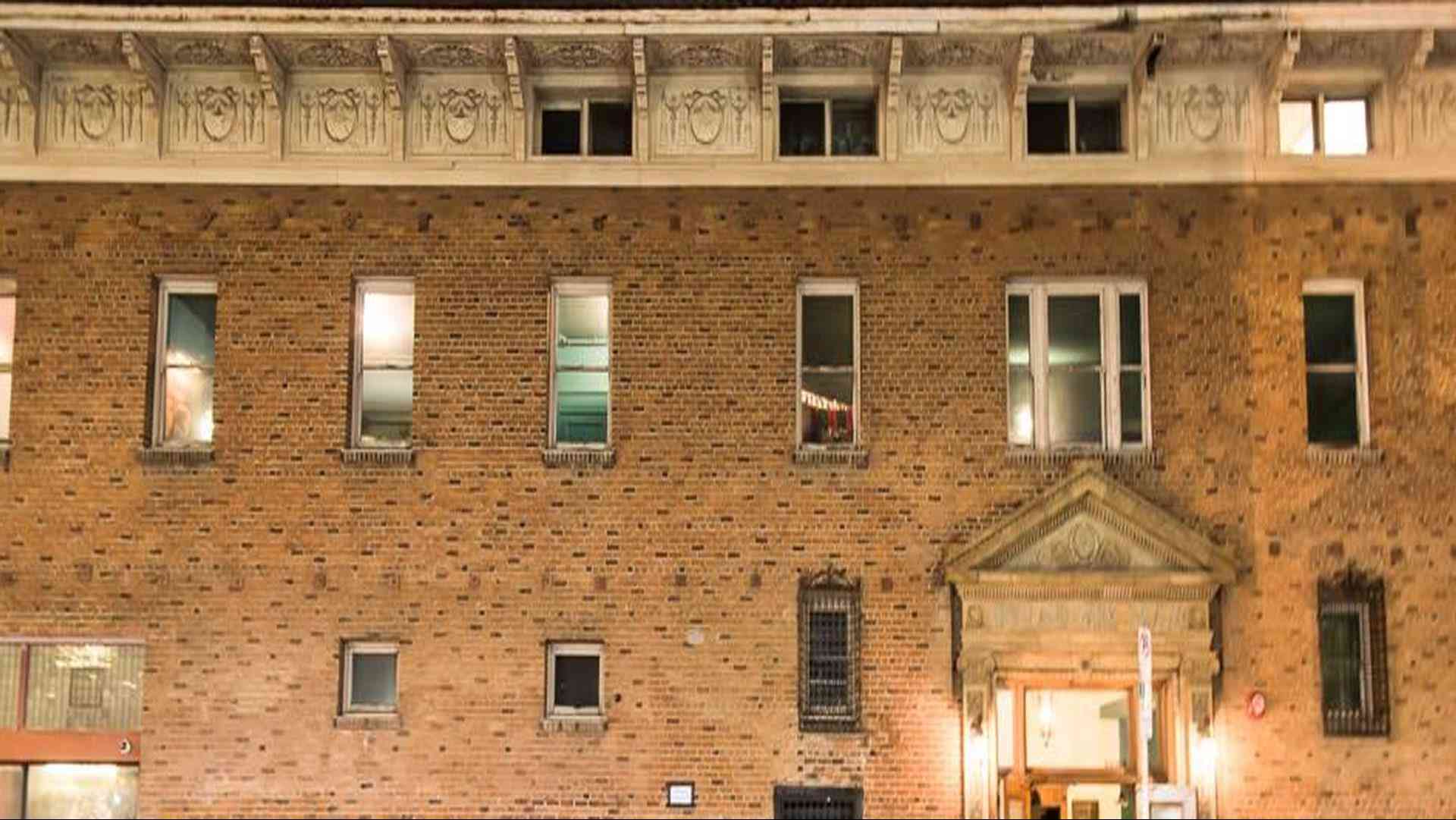 Lodge Room в Los Angeles, CA