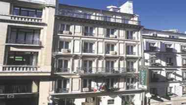 Hotel Washington Paris in Paris, FR