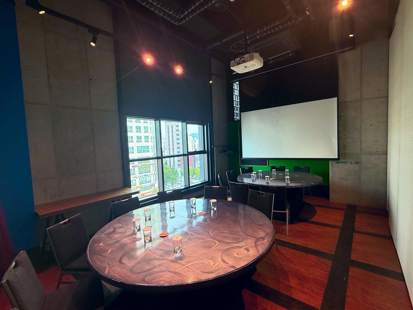 Meeting room image