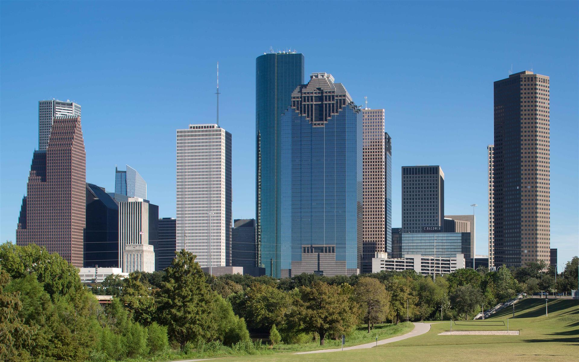 C. Baldwin, Curio Collection by Hilton Extra Perks in 2025/2026