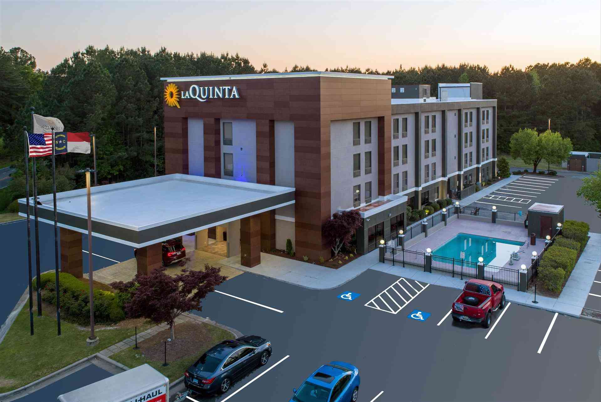 La Quinta Inn & Suites by Wyndham Selma/Smithfield I-95 в Selma, NC