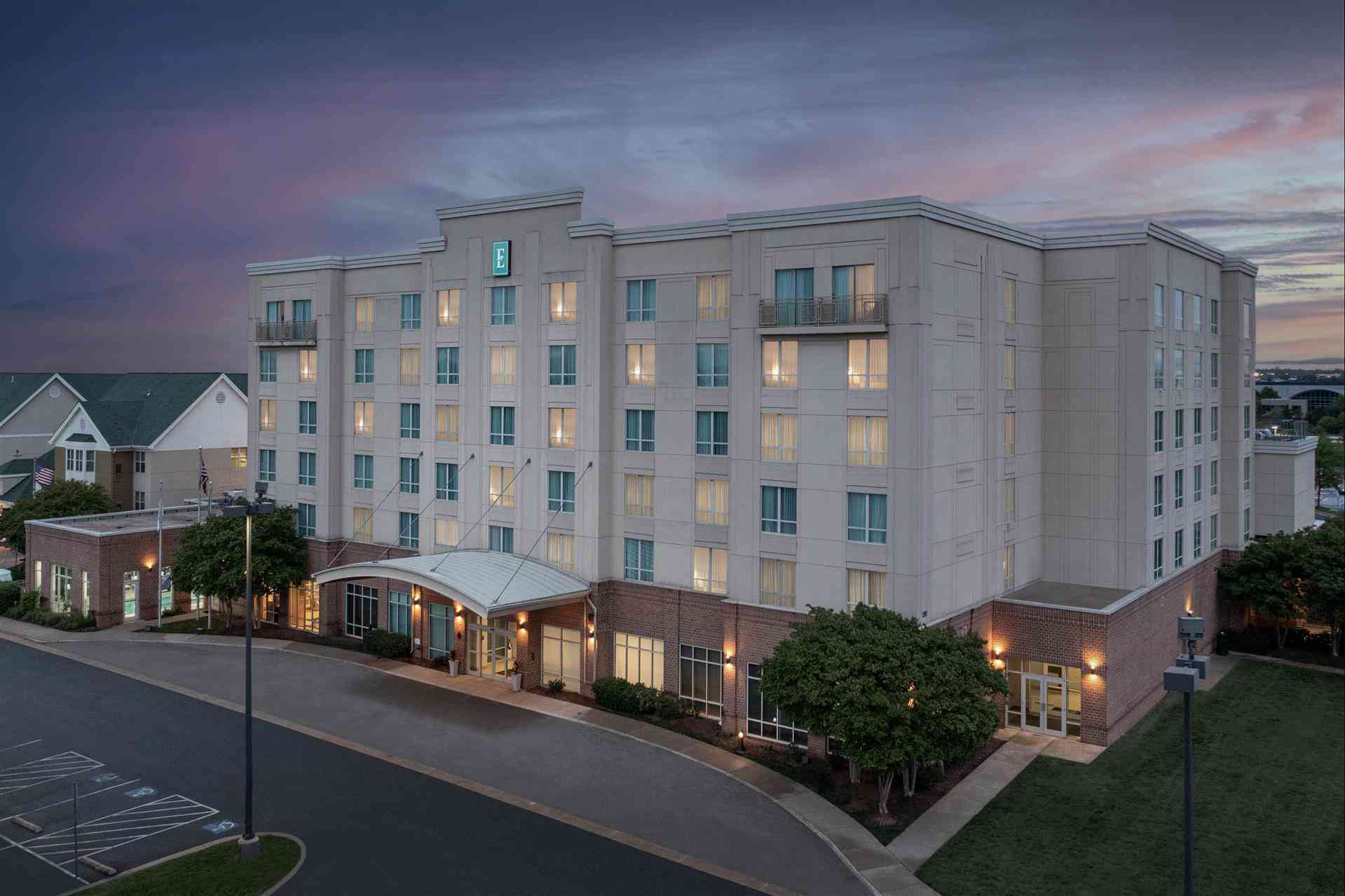 Embassy Suites by Hilton Dulles North Loudoun, Dulles, VA
