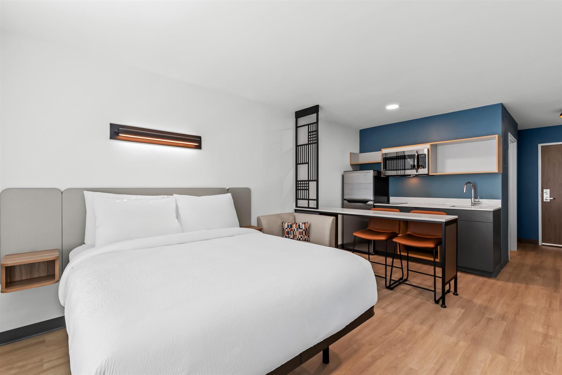 StudioRes Newnan image