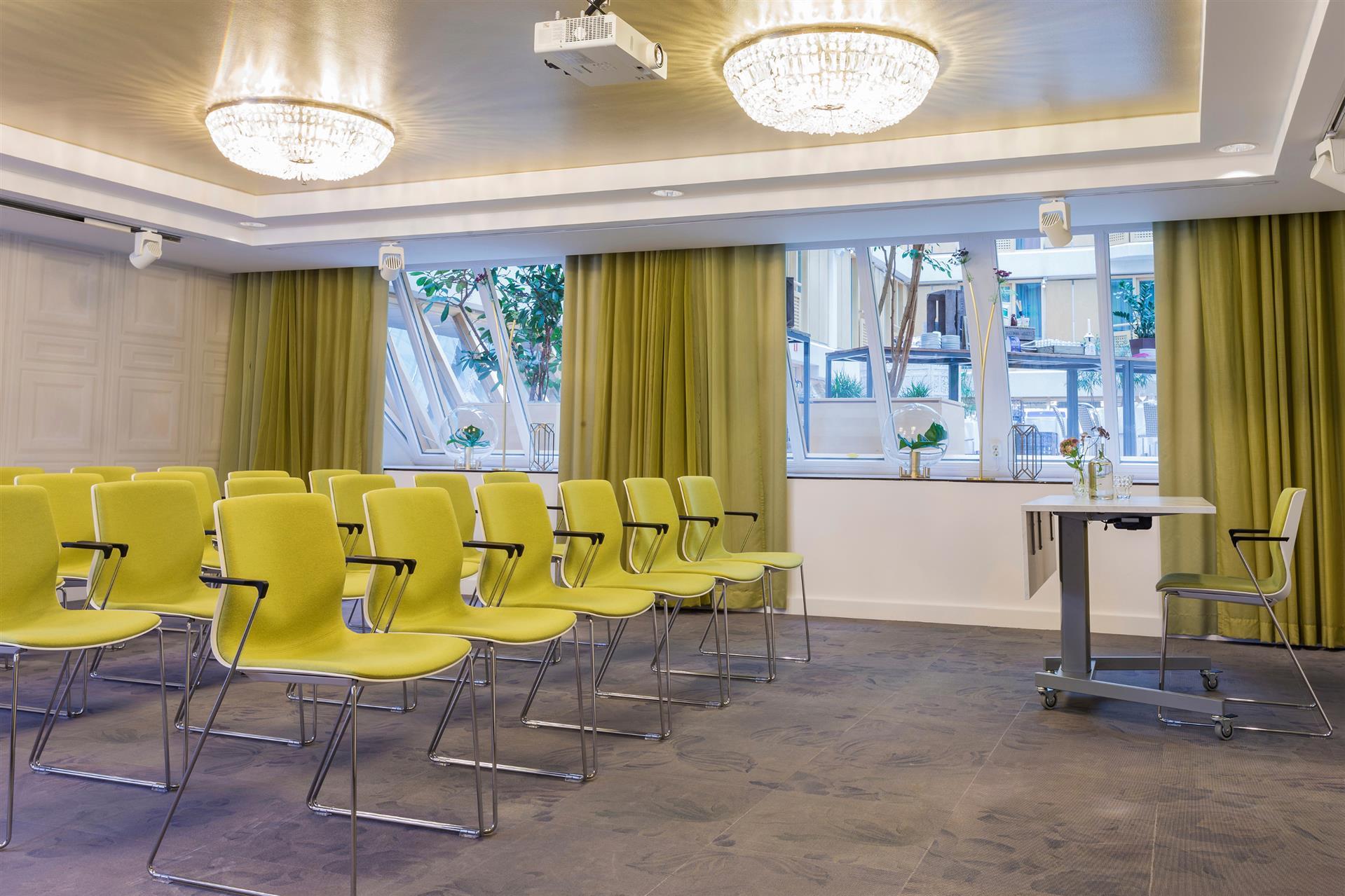 Immagine sala riunioni