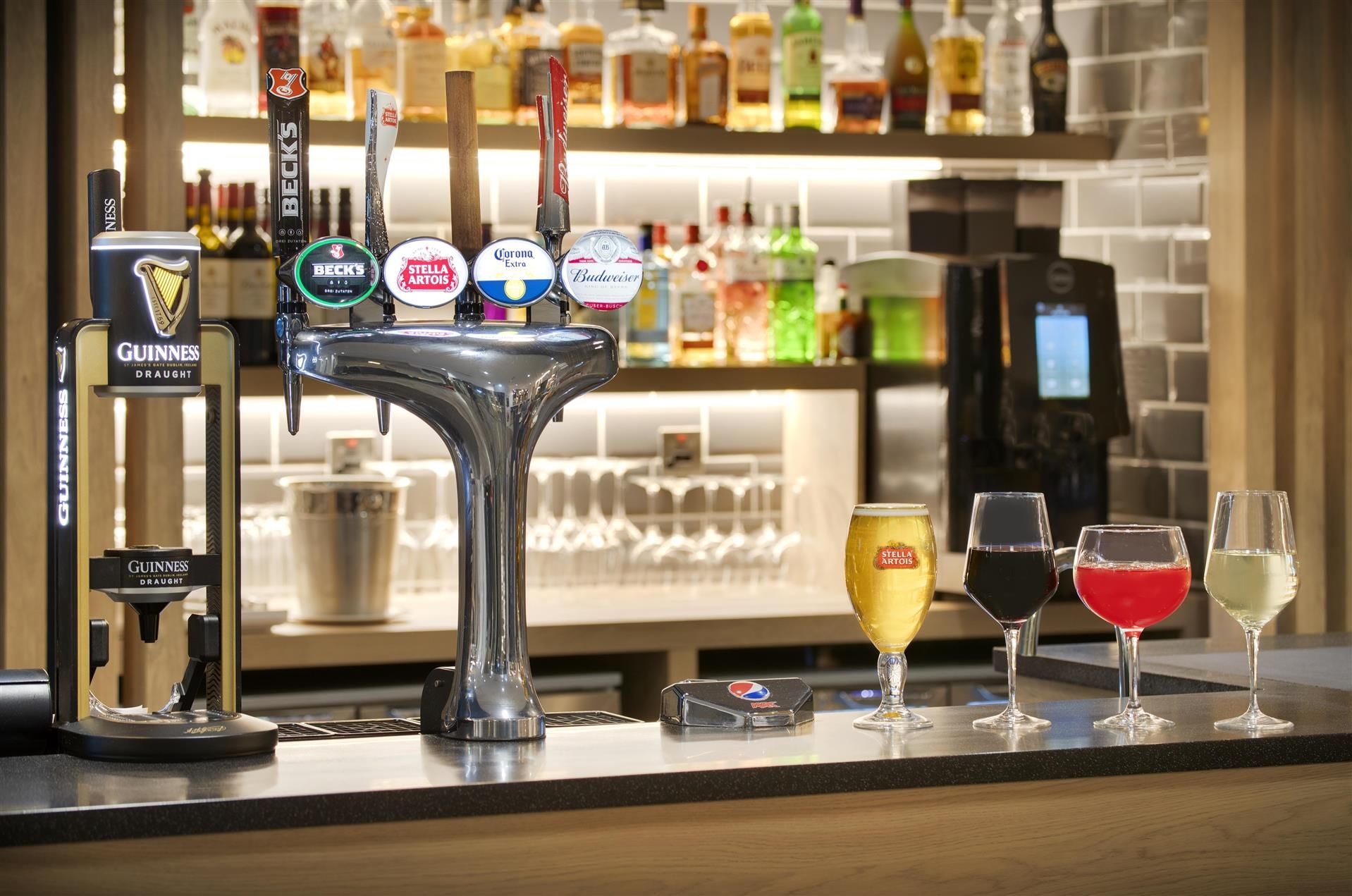 รูปสถานที่จัดงาน