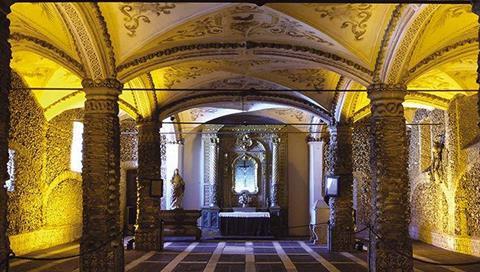 Igreja de São Francisco / Capela dos Ossos - Évora