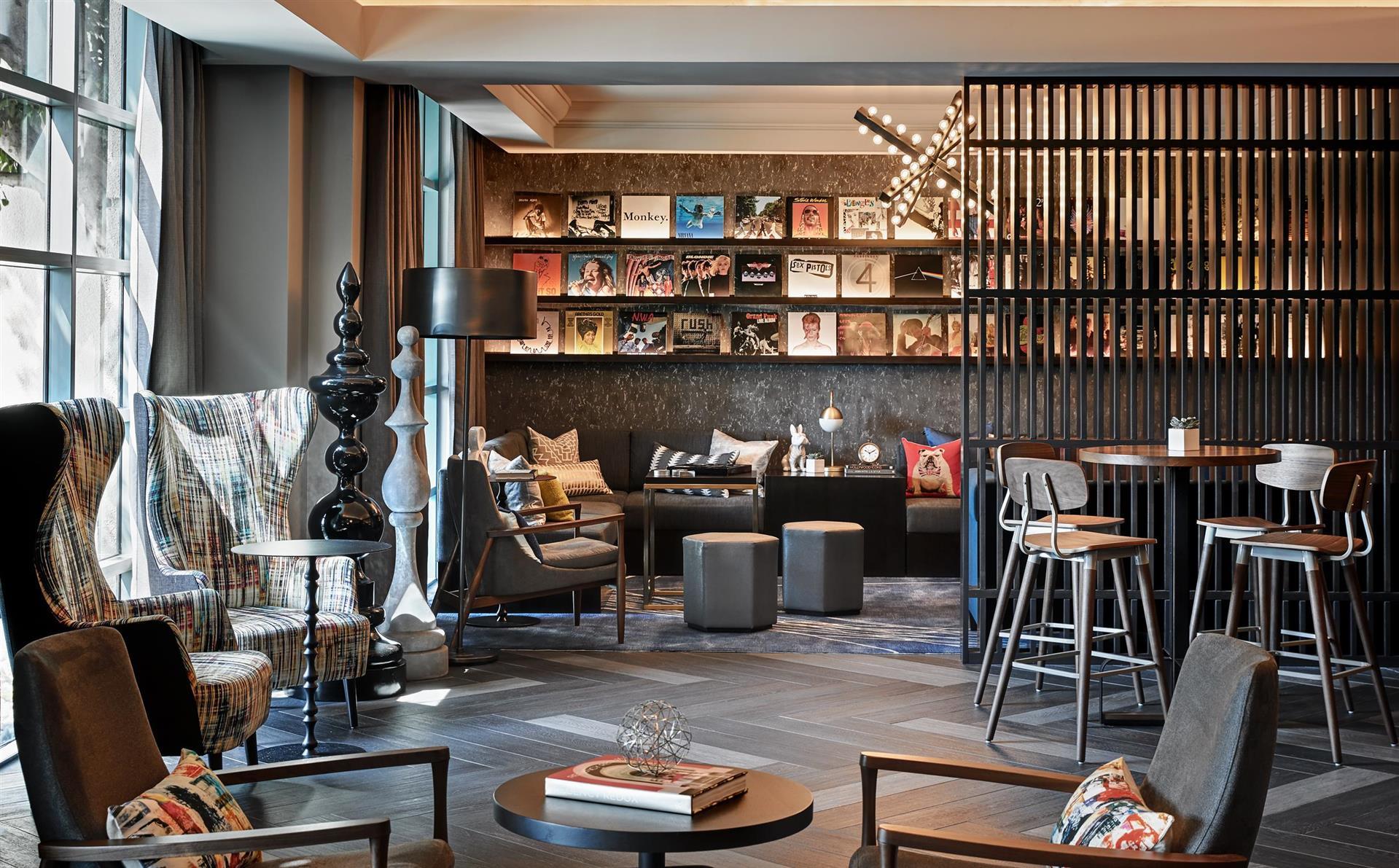 Renaissance Los Angeles Airport Hotel image