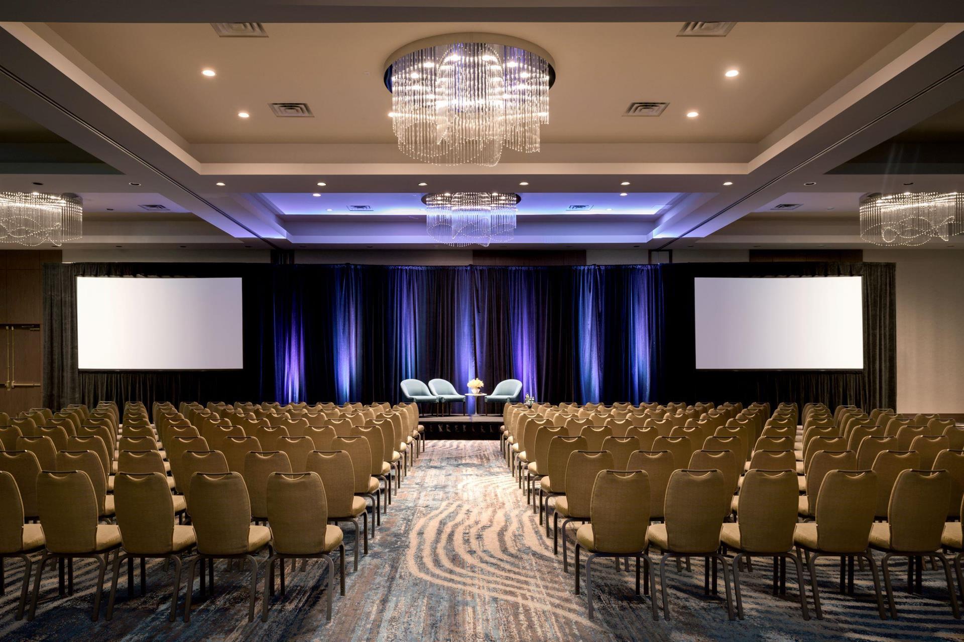 Vancouver Marriott Pinnacle Downtown Hotel image