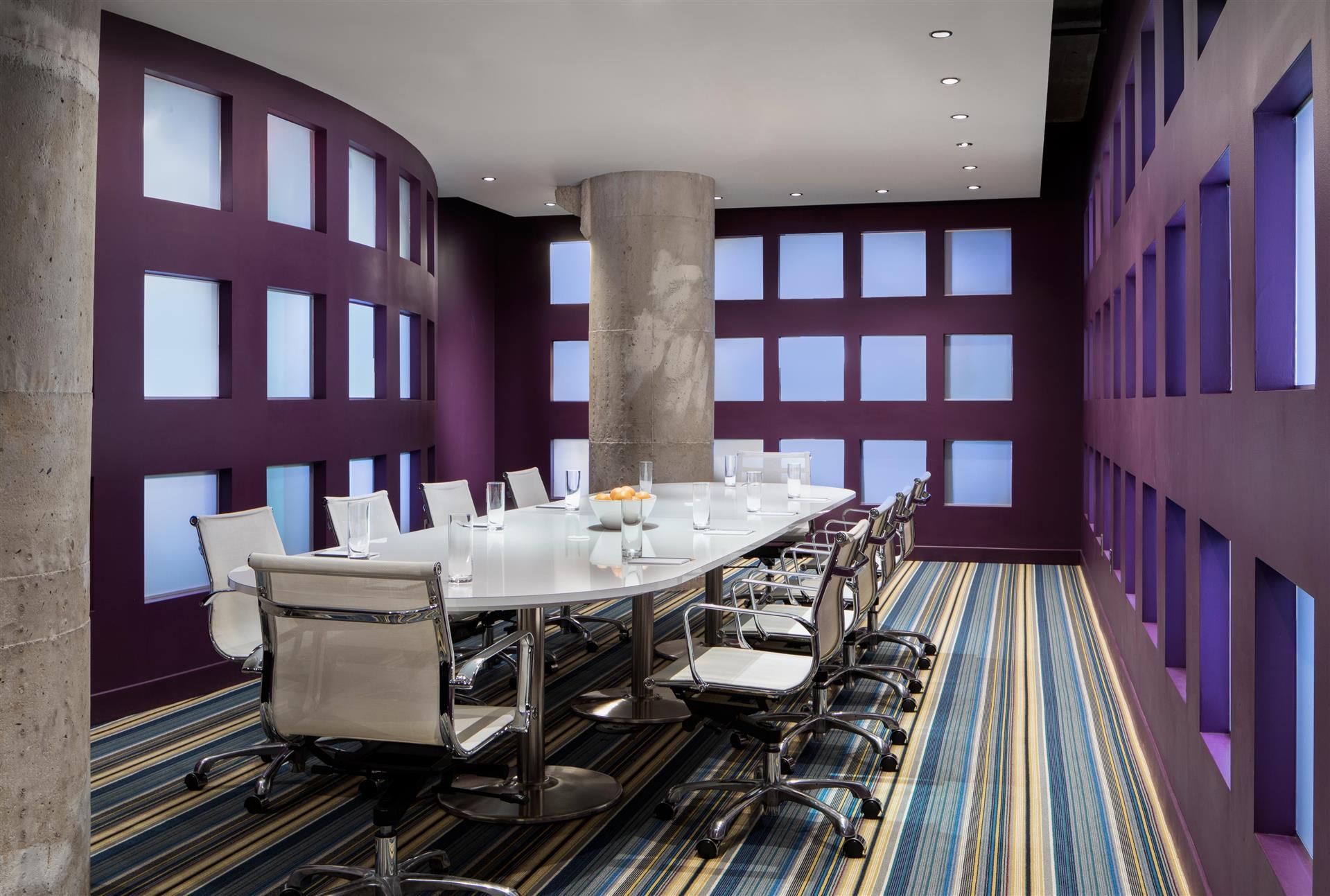 Imagen de la sala de reuniones