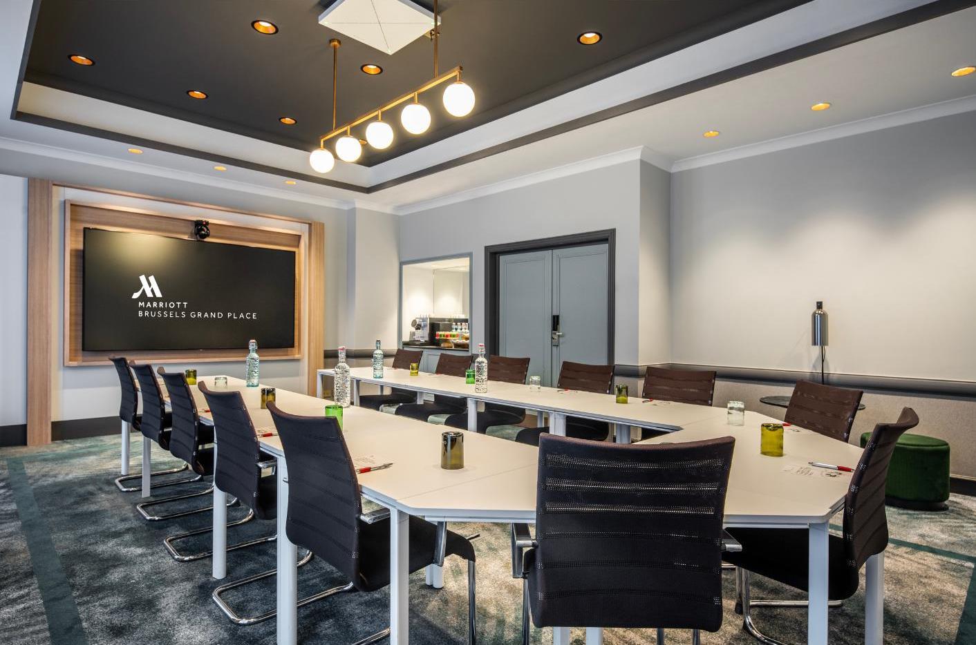 Изображение помещения для встречи