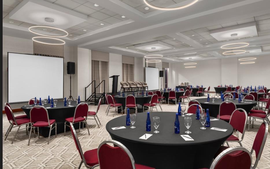 Easy to Book, Hard to Beat bild