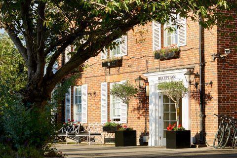 Macdonald Compleat Angler a Marlow, GB1