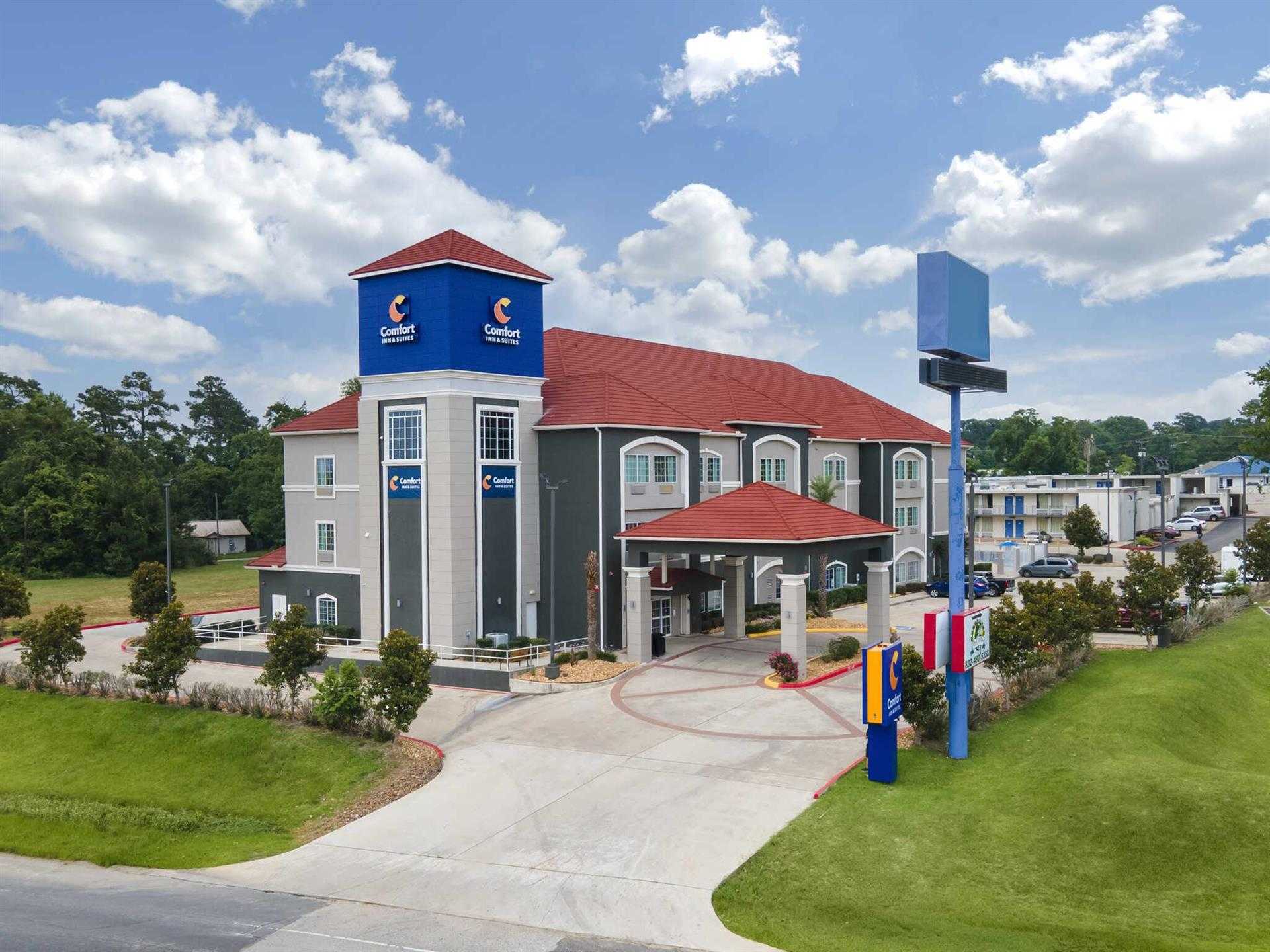 Comfort Inn & Suites - Cleveland, Cleveland, TX