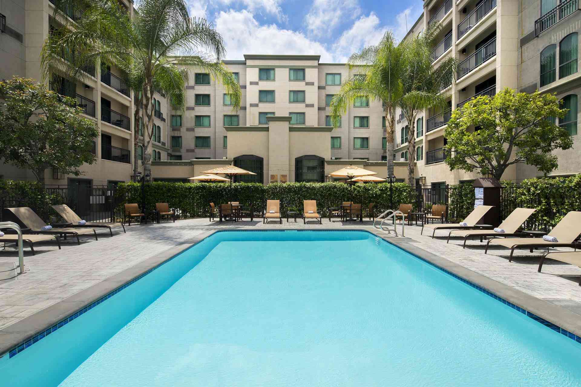 Courtyard by Marriott Los Angeles Pasadena/Old Town i Pasadena, CA