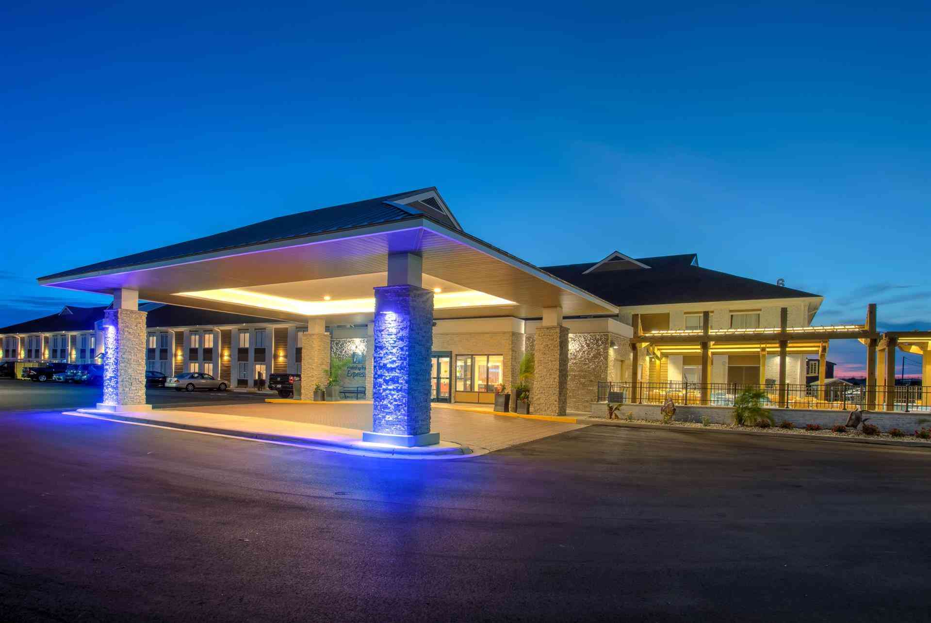 Holiday Inn Express Kitty Hawk-Outer Banks in Kitty Hawk, NC