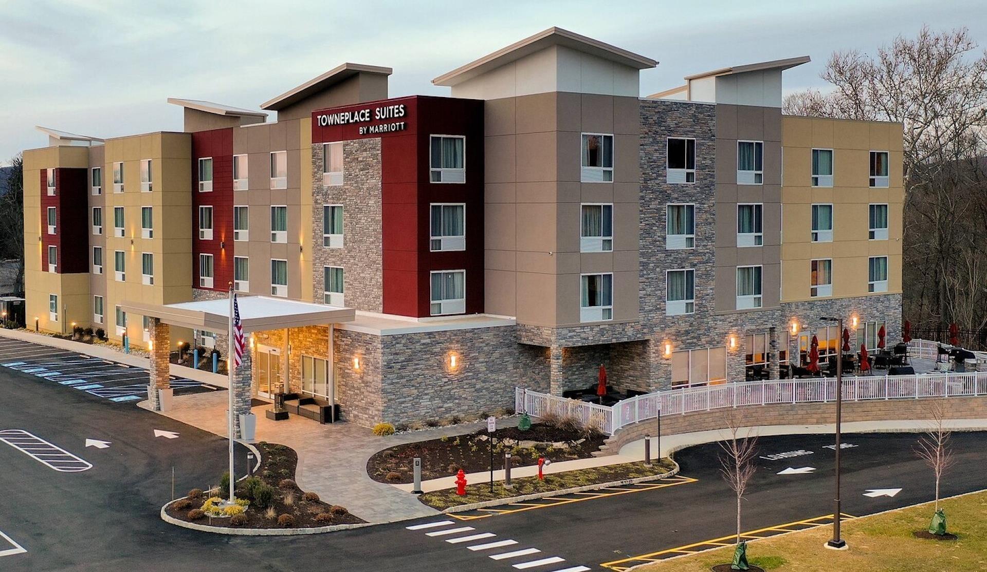 TownePlace Suites by Marriott Clinton image