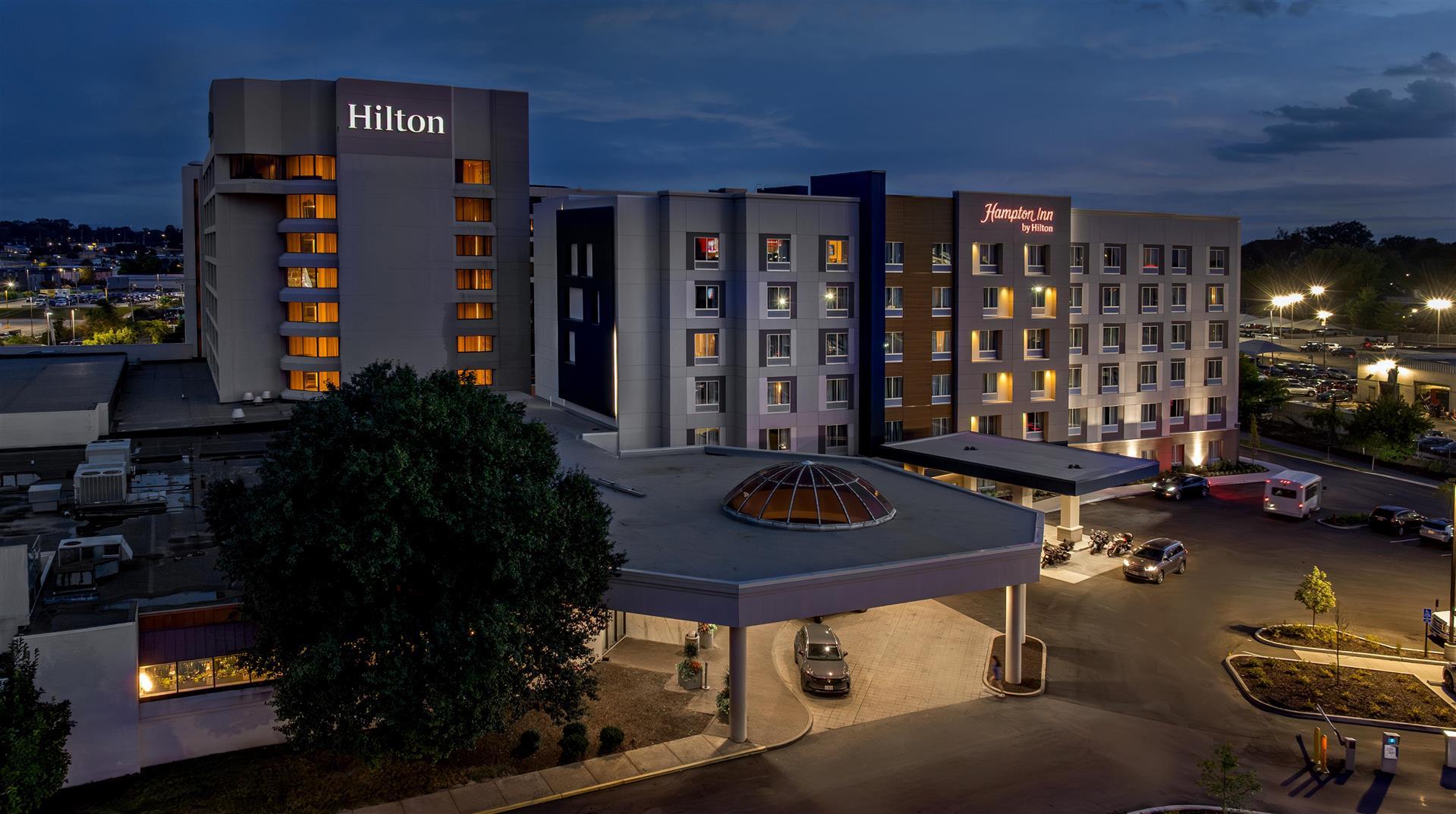 Hilton St. Louis Airport image