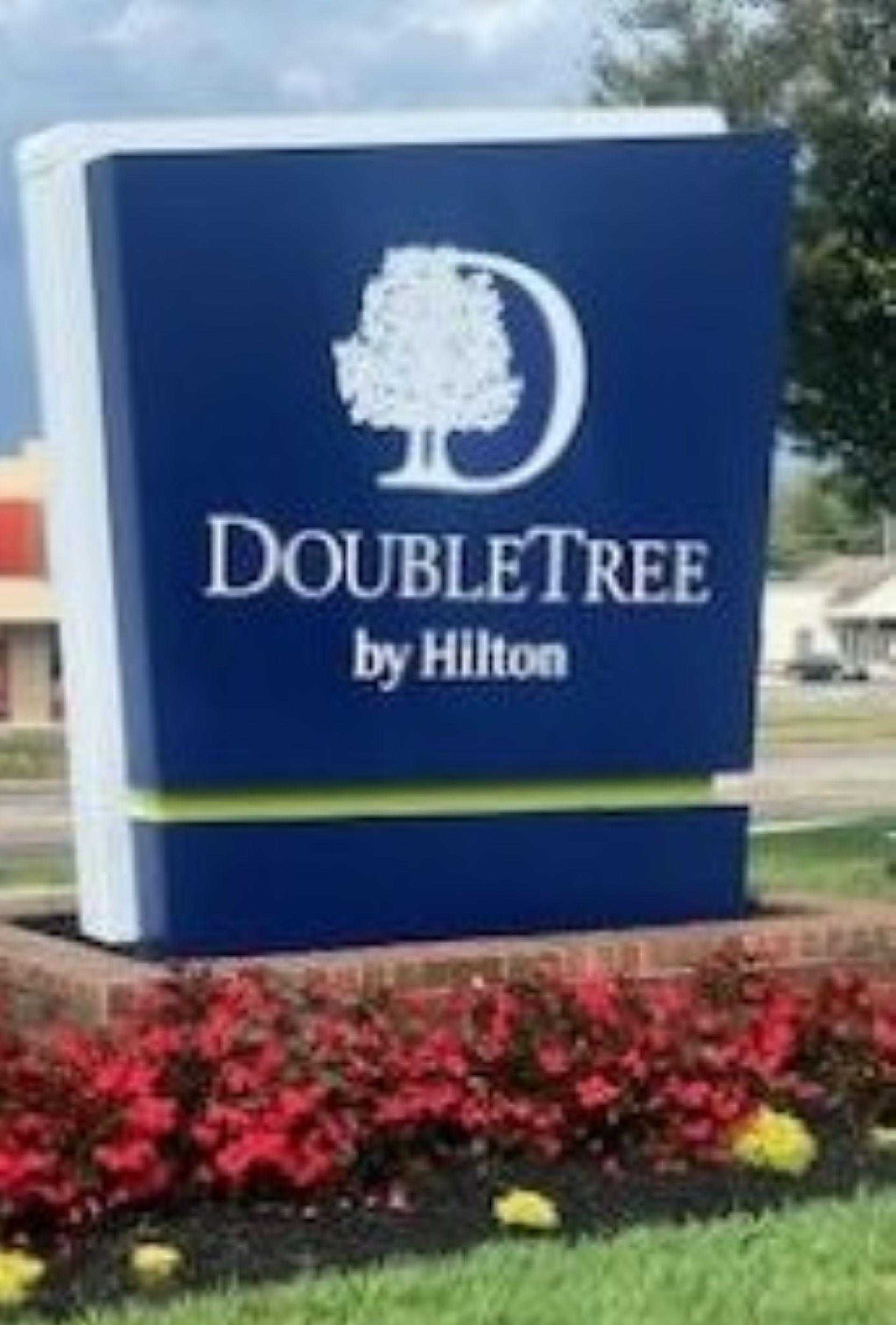 DoubleTree by Hilton Dayton Fairborn в Fairborn, OH